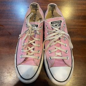 Pink platform converse! These are the cutest pair of converse I have ever owned!